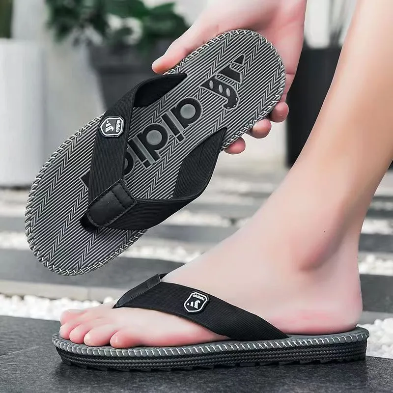 INSTOCK -  Summer flip-flops personalized beach trend anti-slip