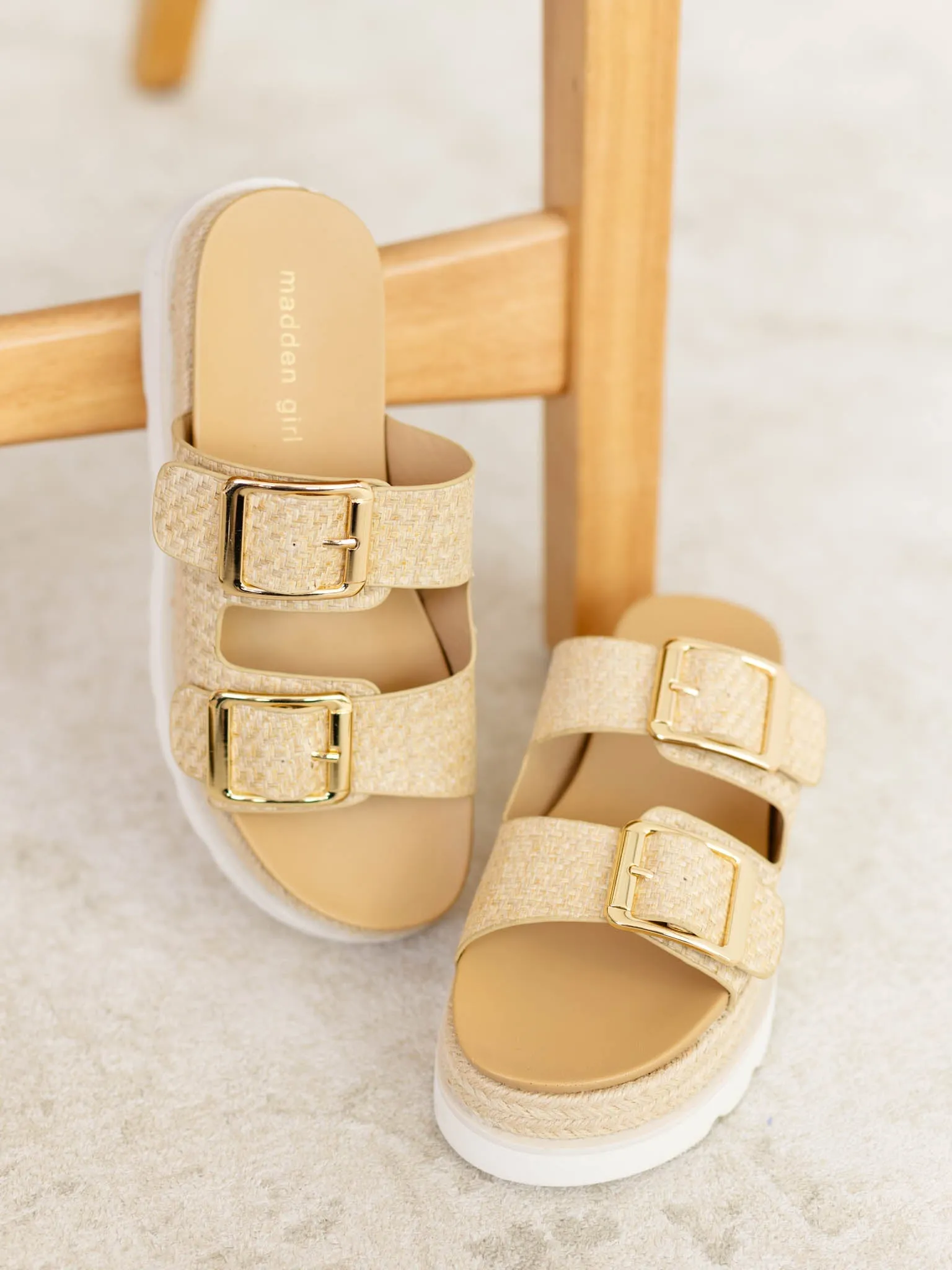 Madden Girl Mythical Flatbed Sandal